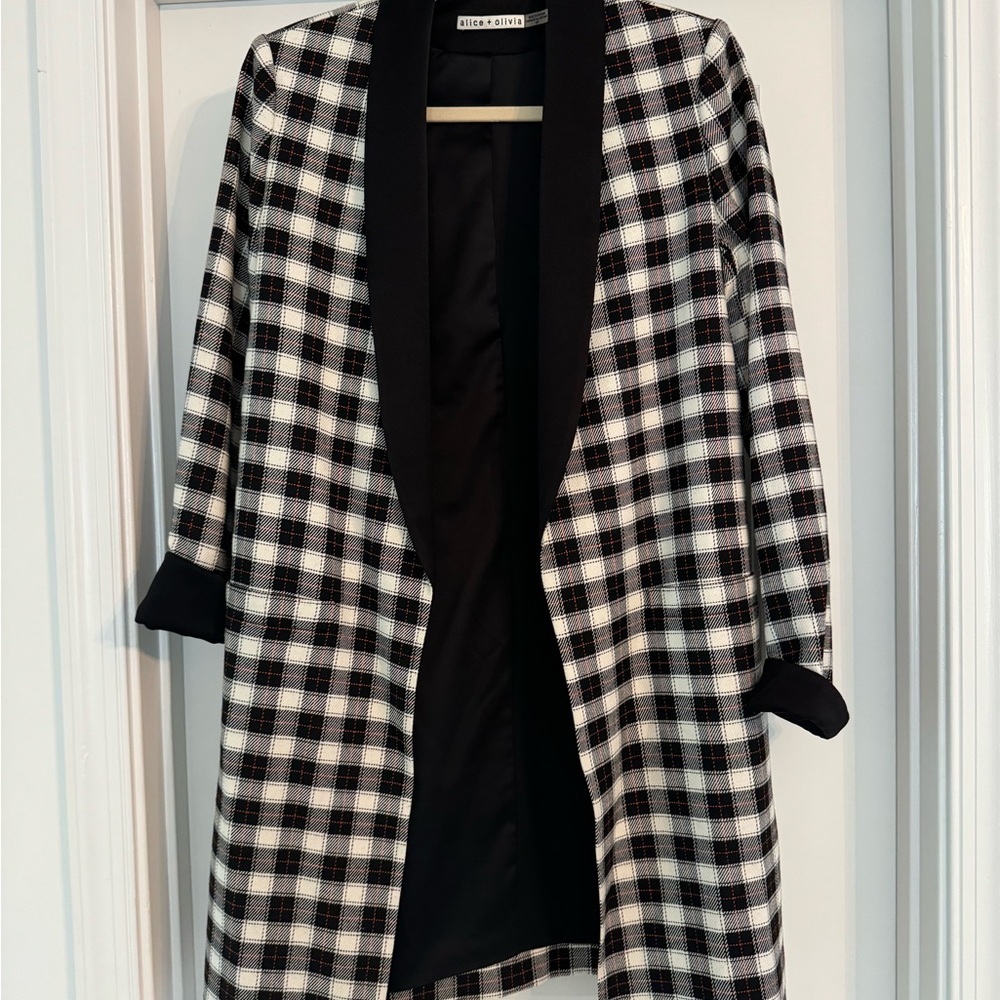 Alice & Olivia oversized plaid blazer with Satin lapel and lining